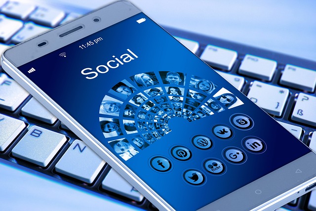 8 Ways to Beat Your Competitors and Stand Out on Social Media