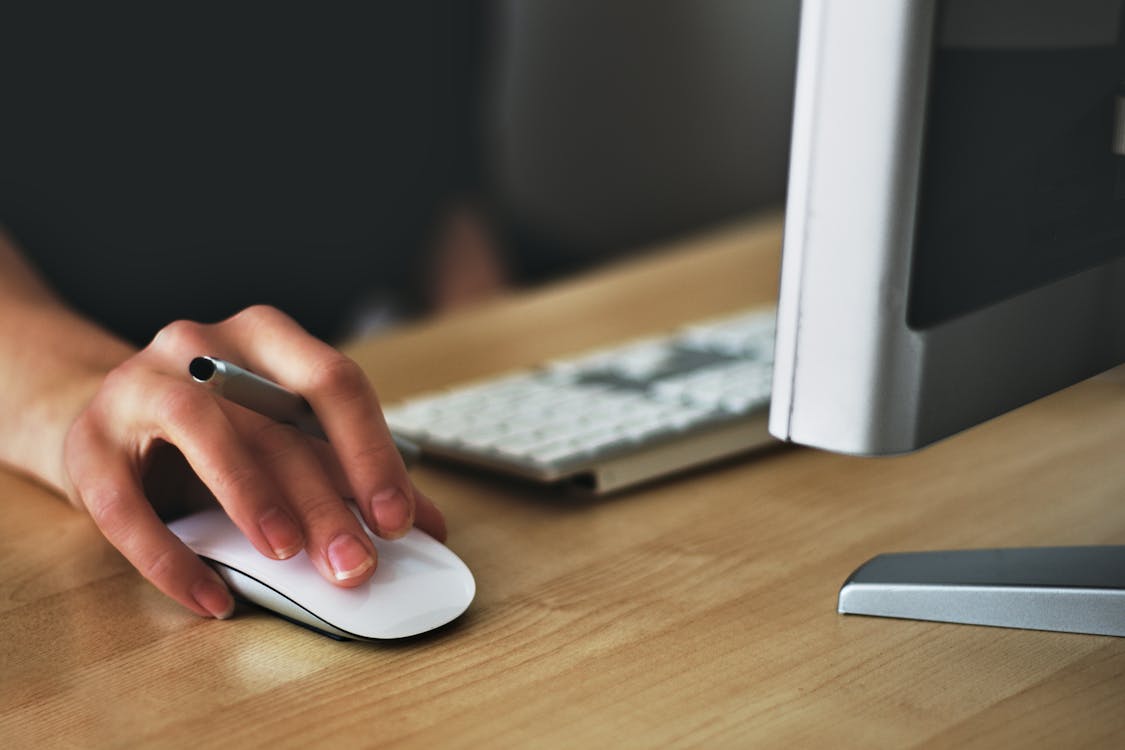 Top Signs It’s Time to Hire a Virtual Assistant For Your Business